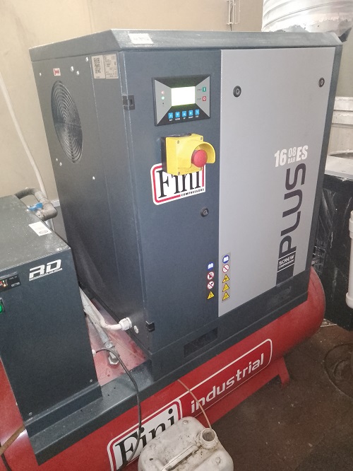 Контроллер MAM860 в компрессоре Fini Plus16