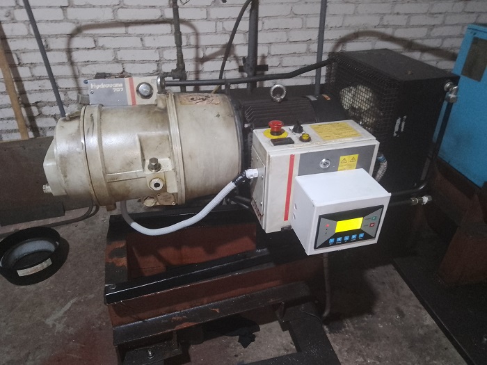Контроллер MAM860 в компрессоре Hydrovane 707