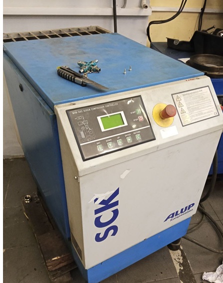 контроллер MAM880 в компрессоре Alup SCK22-8