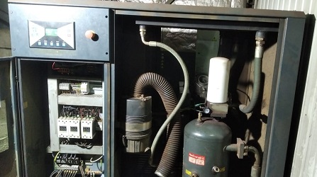 Контроллер MAM880 в компрессоре Fini Mega60